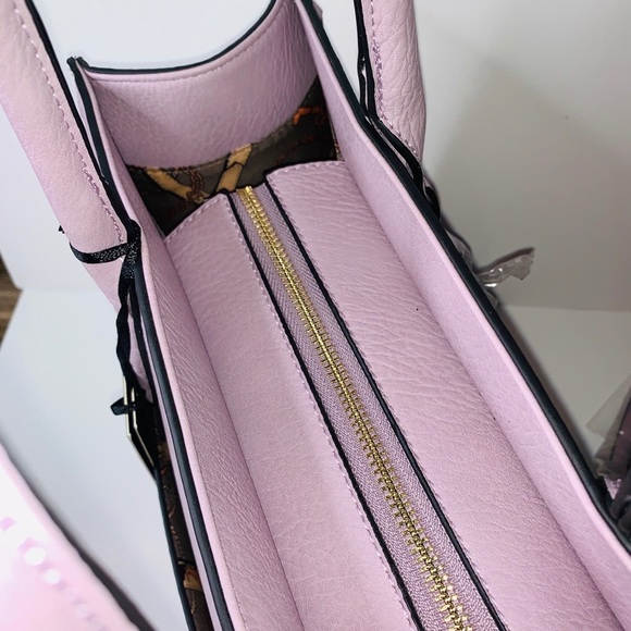 La Terre Fashion Women's Handbag - Picture 7 of 7